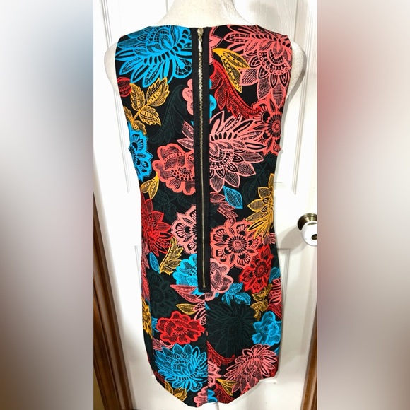 (NWOT) CeCe Mini Dress Shift Dress Multicolor Floral Boho Sleeveless Size 4(S) - Picture 2 of 3